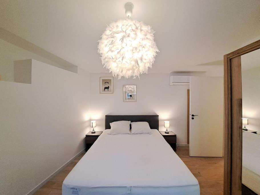 Antibes, Duplex Lumineux Apartment แร็งส์ ภายนอก รูปภาพ
